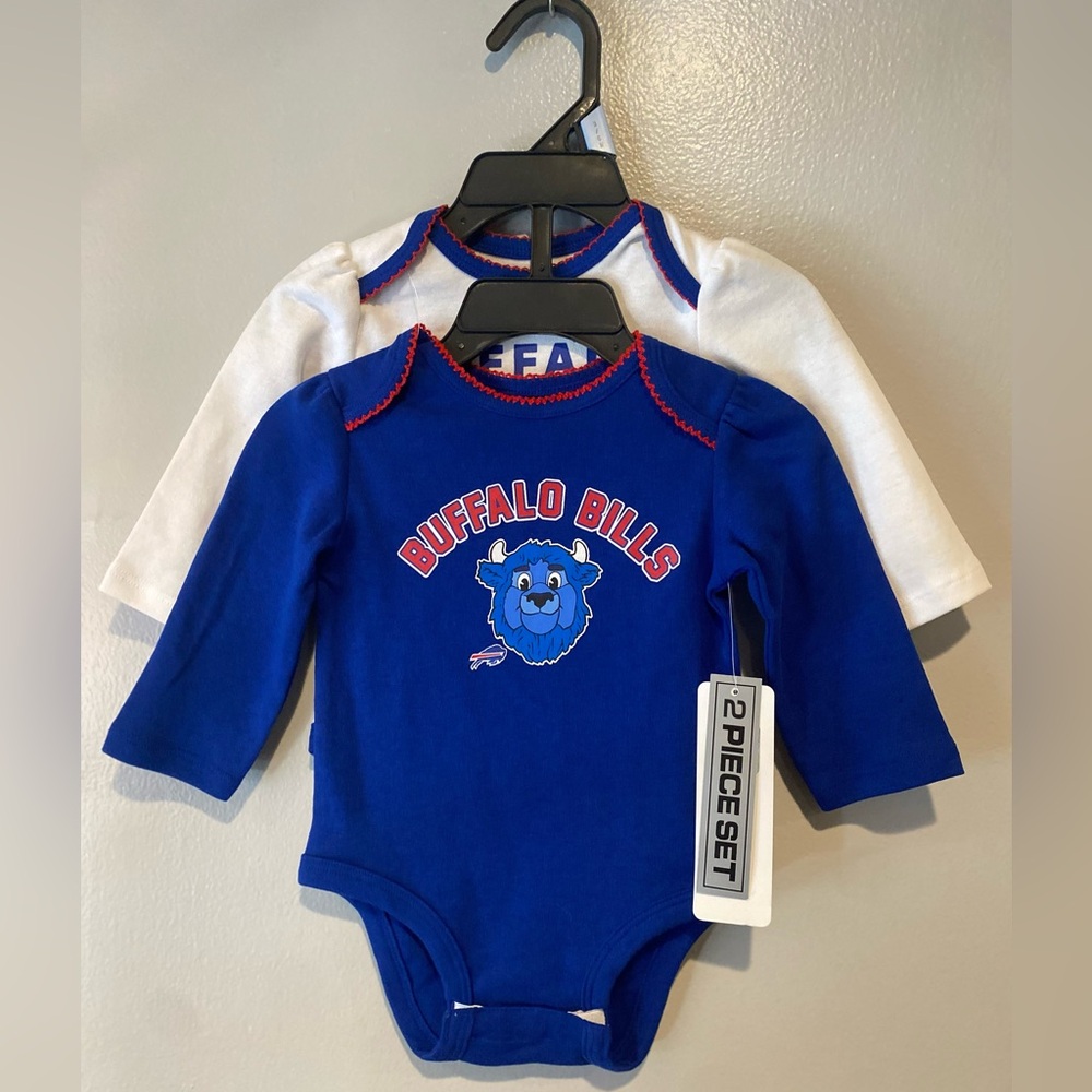 Buffalo Bills Baby Onesie Bodysuit 2 Pack NFL Newborn 3-6m White Blue Red NWT